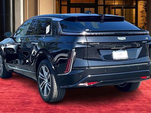 New 2026 Cadillac Lyriq Luxury w/ LPO, Floor Liner Package RWD image 4