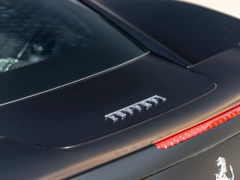 Used 2014 Ferrari 458 Italia Coupe 2D image 34