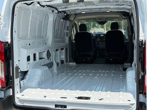 New 2025 Ford Transit 250 Low Roof RWD image 16