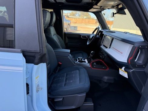 New 2025 Ford Bronco Heritage Edition image 11