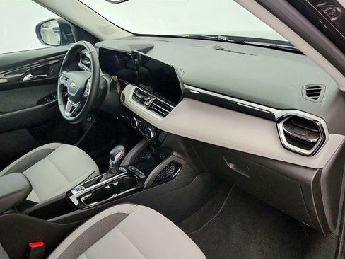 Used 2024 Chevrolet TrailBlazer LT w/ Convenience Package image 24