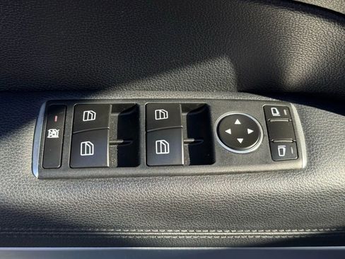 Used 2012 Mercedes-Benz E 350 Coupe image 22