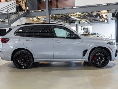 Used 2025 BMW X5 M Competition w/ Executive Package AWD/4WD image 7