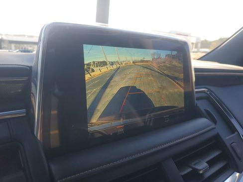 Used 2023 GMC Yukon AT4 image 27