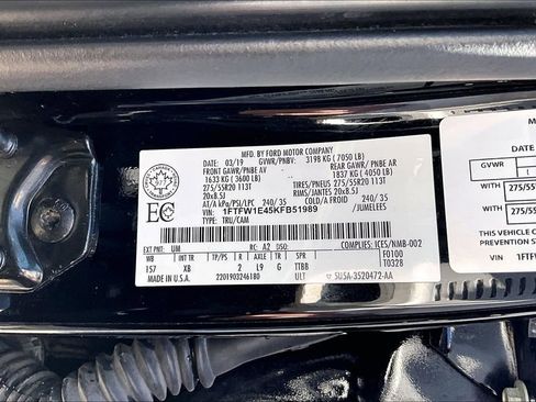 Used 2019 Ford F150 XLT w/ Equipment Group 302A Luxury AWD/4WD image 18