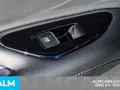 Certified 2025 Nissan Murano SV image 49