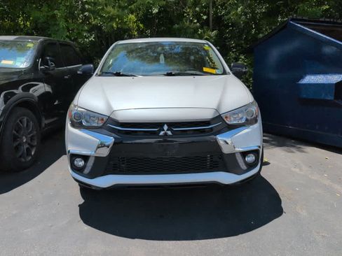 Used 2019 Mitsubishi Outlander Sport LE AWD/4WD image 2