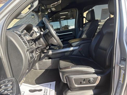 Used 2024 RAM 1500 Laramie image 3