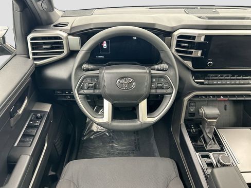 Certified 2025 Toyota Sequoia SR5 AWD/4WD image 10