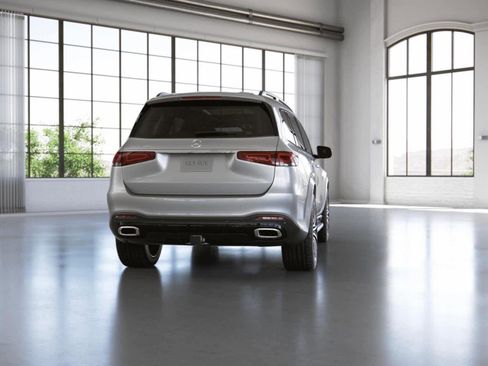 Used 2020 Mercedes-Benz GLS 580 4MATIC w/ E-Active Body Control Package image 23