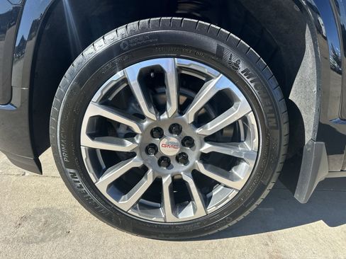 Used 2022 GMC Acadia Denali w/ GMC Pro Grade Package image 75