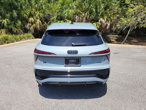 New 2026 Audi Q3 quattro 2.0T AWD/4WD image 5