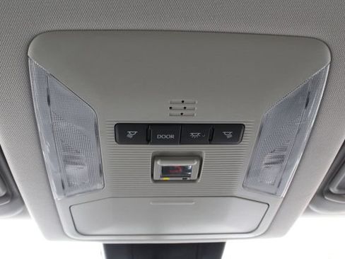 Certified 2022 Toyota RAV4 XLE FWD image 41