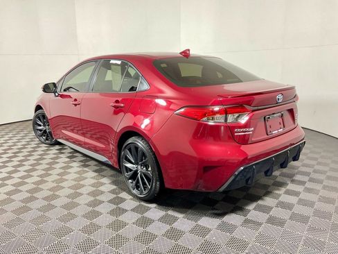 Used 2025 Toyota Corolla SE image 10