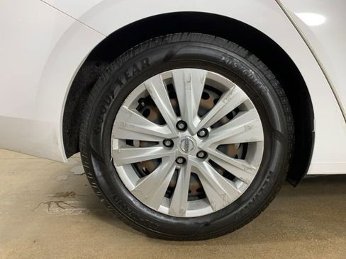 Used 2021 Nissan Sentra S FWD image 36