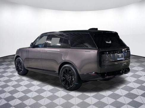 New 2026 Land Rover Range Rover Long Wheelbase SE AWD/4WD image 6
