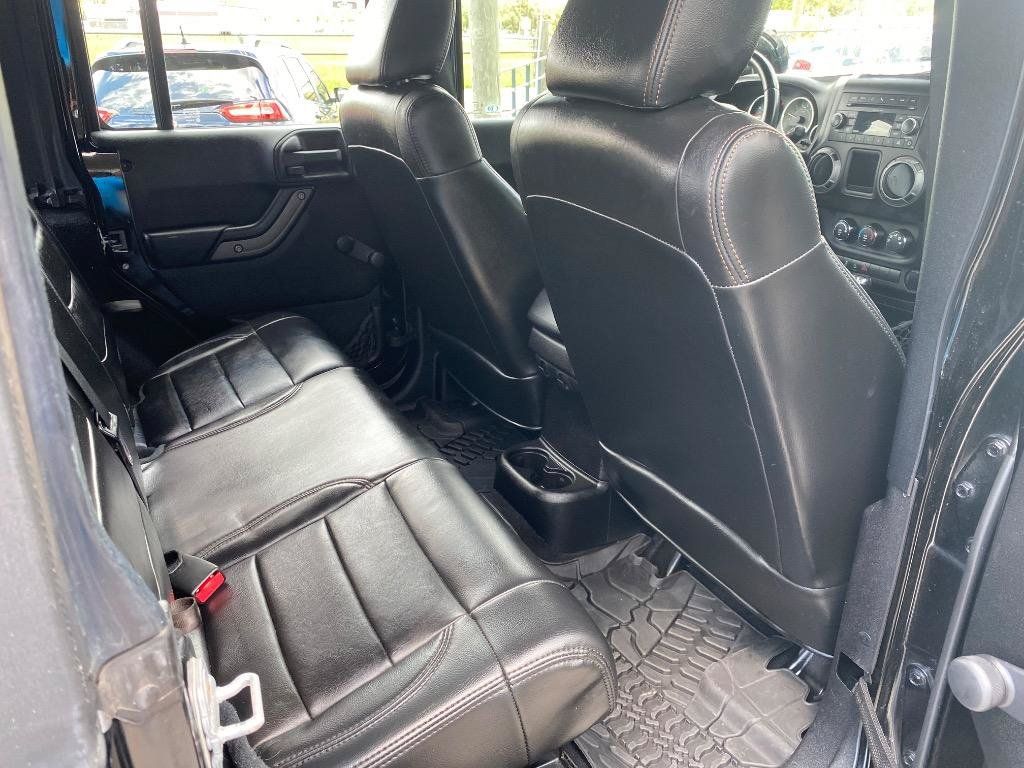 Used 2011 Jeep Wrangler Unlimited Sport w/ Connectivity Group AWD/4WD image 20