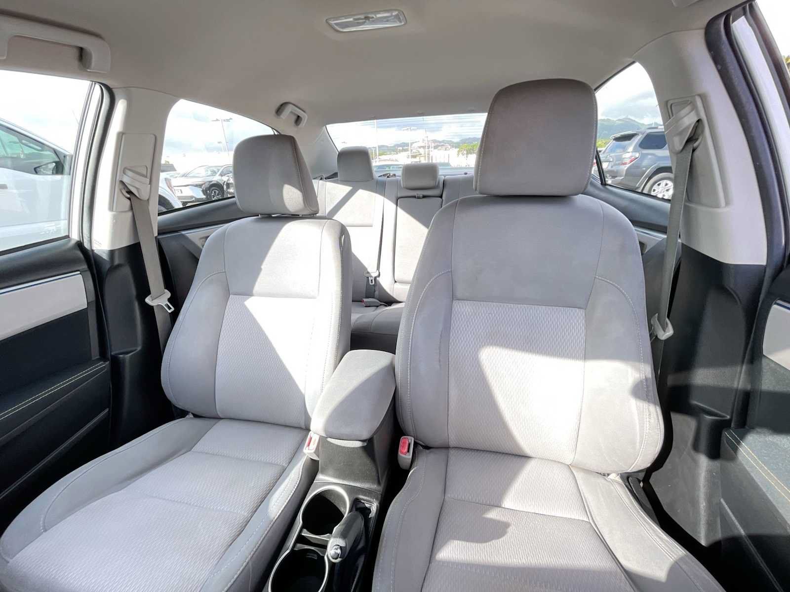 Used 2015 Toyota Corolla LE FWD image 28