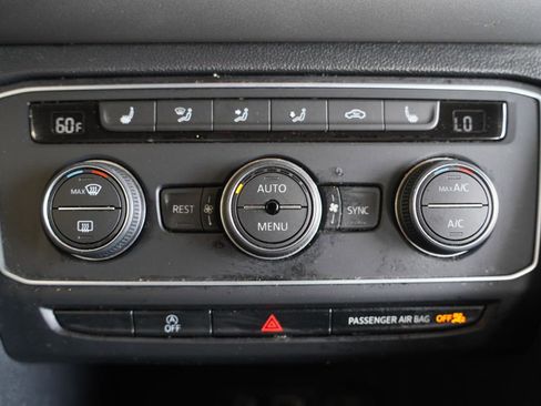 Used 2019 Volkswagen Atlas SE FWD image 20