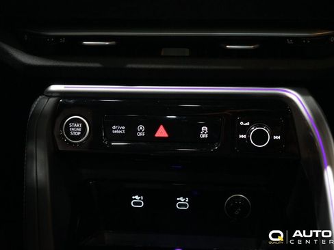 Used 2025 Audi Q5 Premium Plus AWD/4WD image 23