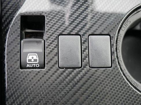 Certified 2024 Toyota 4Runner TRD Off-Road image 22