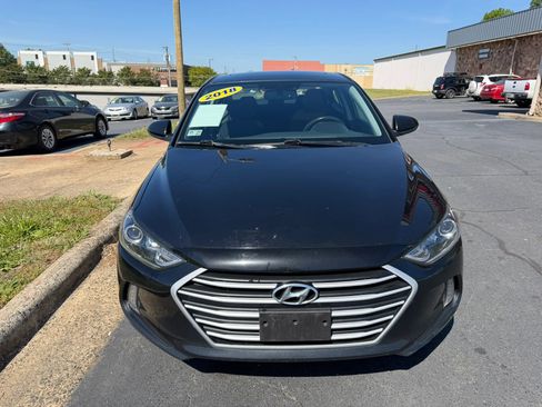 Used 2018 Hyundai Elantra Value Edition image 2