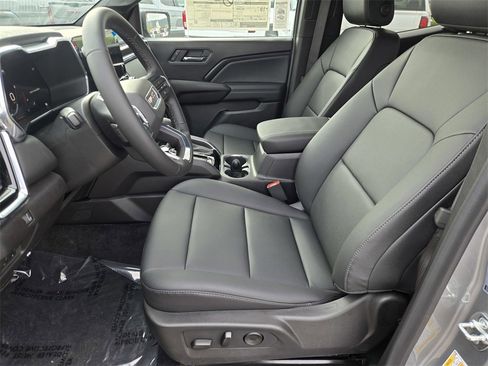 New 2026 GMC Canyon Elevation w/ Convenience Package image 15