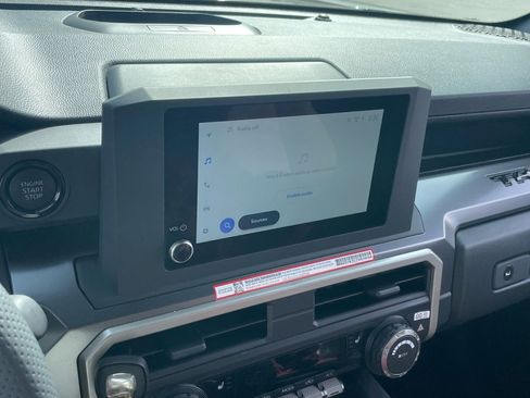 Used 2025 Toyota Tacoma SR5 image 6