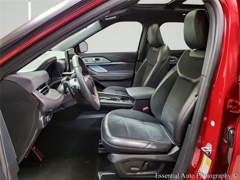 Used 2025 Ford Explorer ST w/ Sun And Sound Package image 8