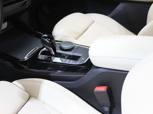 Used 2024 BMW X3 sDrive30i w/ Premium Package w/ZPA image 71