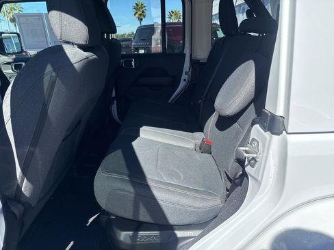 Certified 2025 Jeep Wrangler Unlimited Sahara image 17