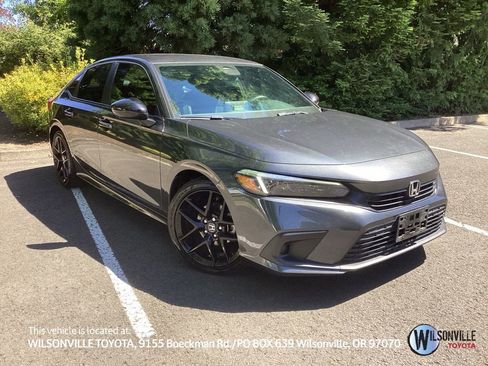 Used 2022 Honda Civic Sport image 1