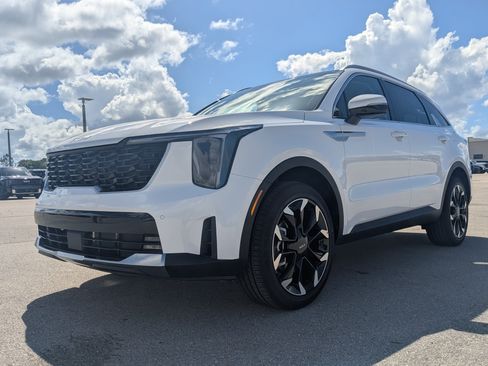 New 2026 Kia Sorento EX w/ EX Premium Package FWD image 10