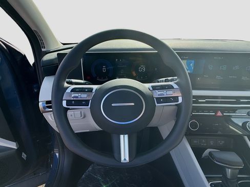 New 2026 Hyundai Tucson SEL image 8