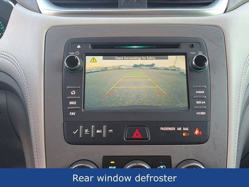 Used 2016 Chevrolet Traverse LS FWD image 12