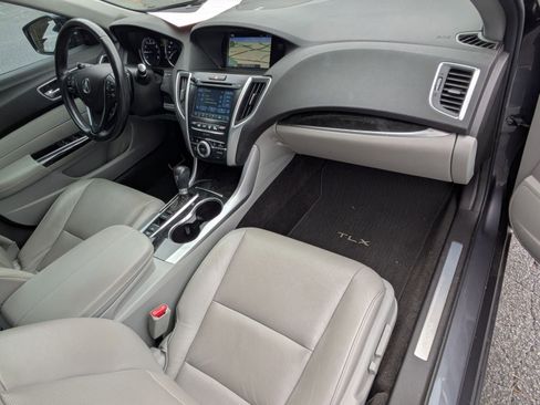 Used 2018 Acura TLX w/ Technology Package image 28
