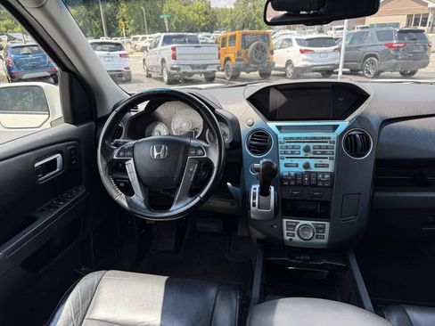 Used 2011 Honda Pilot Touring image 10