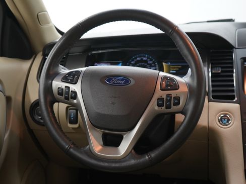 Used 2015 Ford Taurus SEL w/ Equipment Group 201A FWD image 15