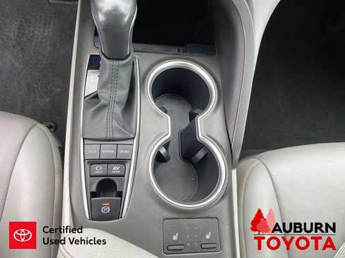 Certified 2021 Toyota Camry XLE FWD image 40