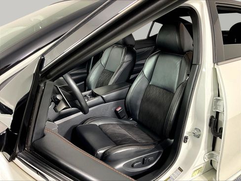 Used 2019 Nissan Maxima SR w/ Premium Package FWD image 21