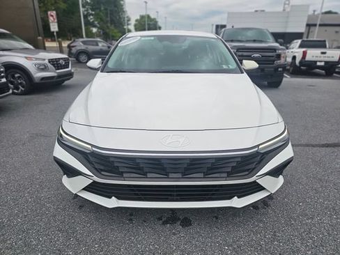 Certified 2024 Hyundai Elantra SEL FWD image 14