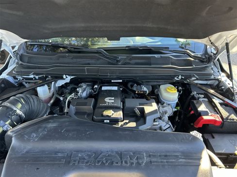 Used 2024 RAM 2500 Big Horn image 9