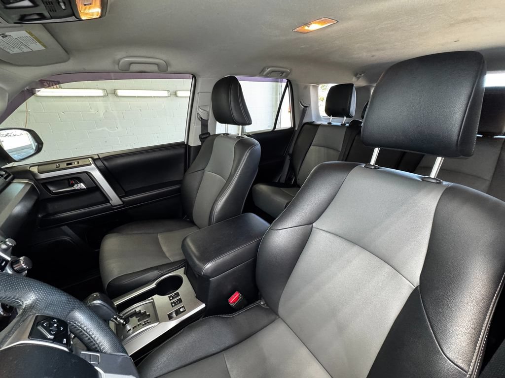 Used 2020 Toyota 4Runner SR5 Premium AWD/4WD image 13