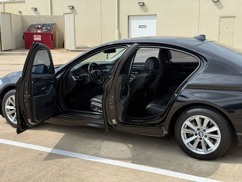Used 2015 BMW 528i Sedan RWD image 11