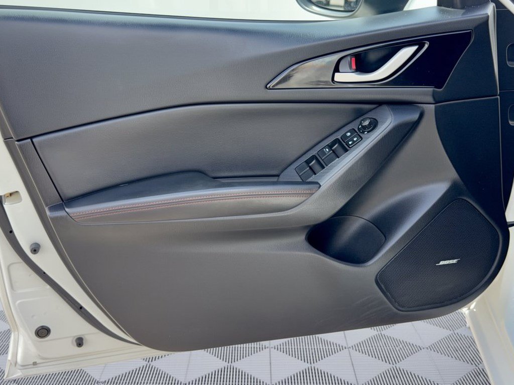 Used 2014 MAZDA MAZDA3 i Grand Touring FWD image 14