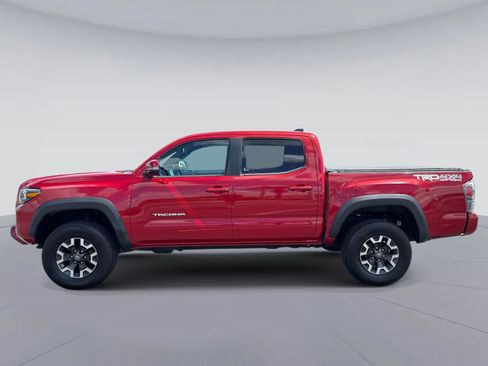 Used 2021 Toyota Tacoma TRD Off-Road w/ TRD Premium Off Road Package AWD/4WD image 7