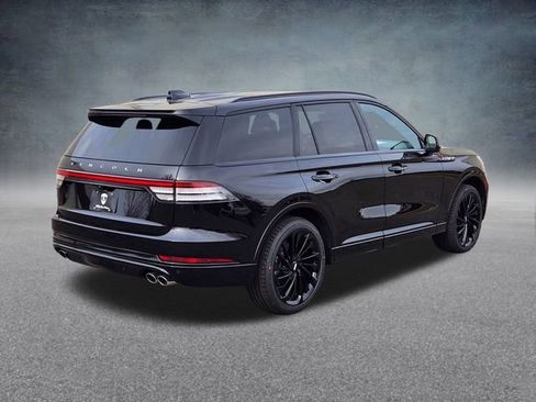 New 2026 Lincoln Aviator Reserve w/ Jet Appearance Package image 7