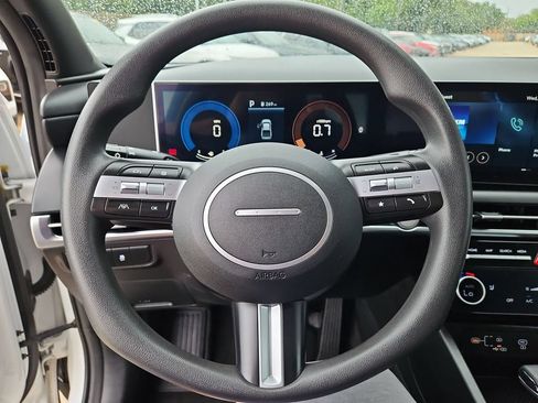 Used 2025 Hyundai Santa Cruz SEL FWD image 23