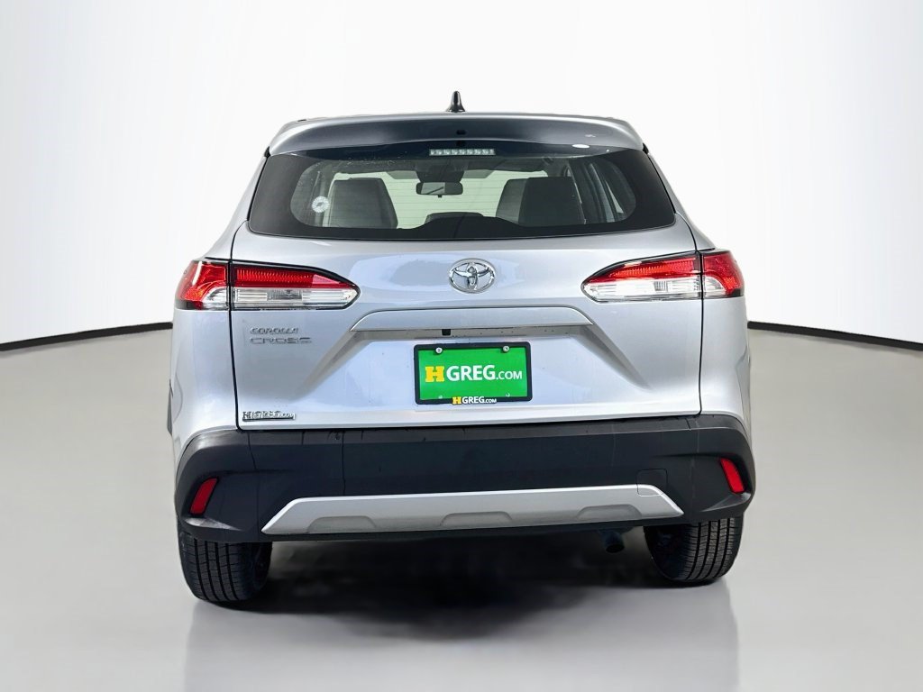 Used 2025 Toyota Corolla Cross L FWD image 8