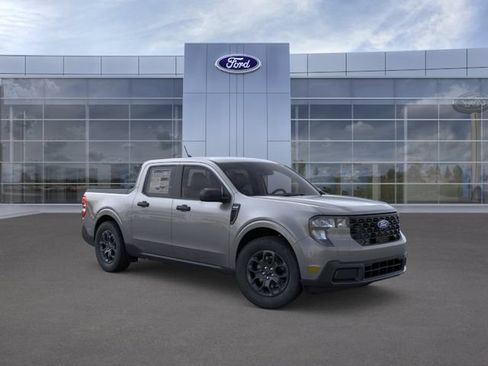 New 2026 Ford Maverick XLT w/ Equipment Group 301A AWD/4WD image 7